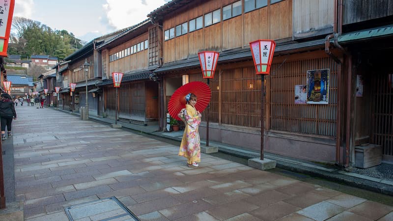 Geisha in Kanazawa